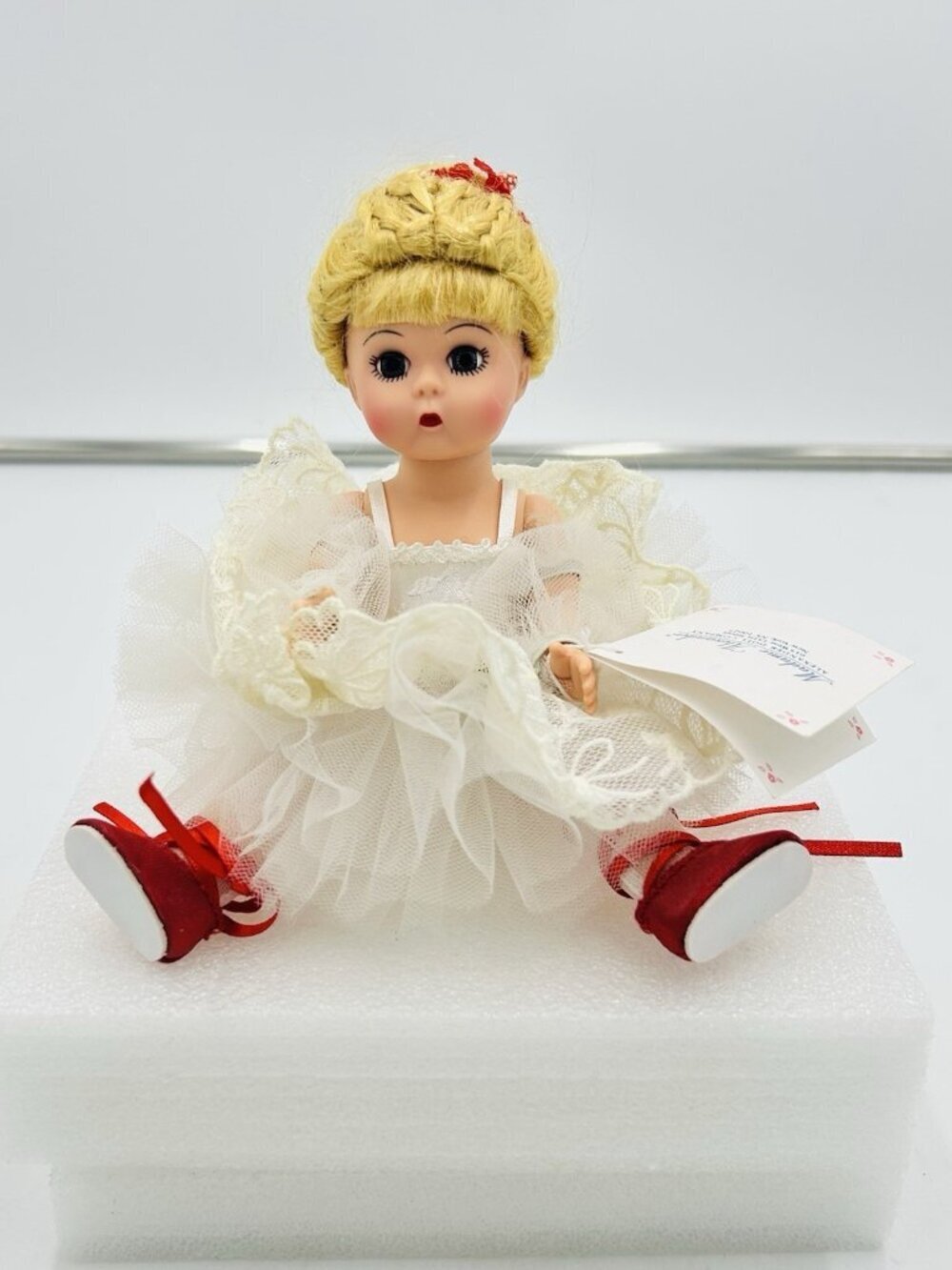 Madame Alexander Red Shoes Ballerina, #35635 2003, one year only, retired.